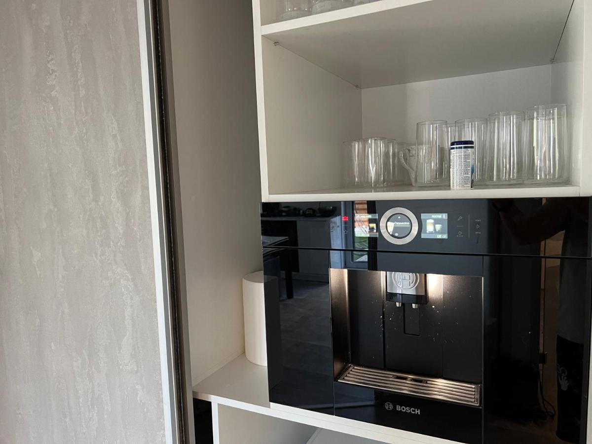 Fancy Penthouse Studio With Lakeview W10 부쿠레슈티 외부 사진