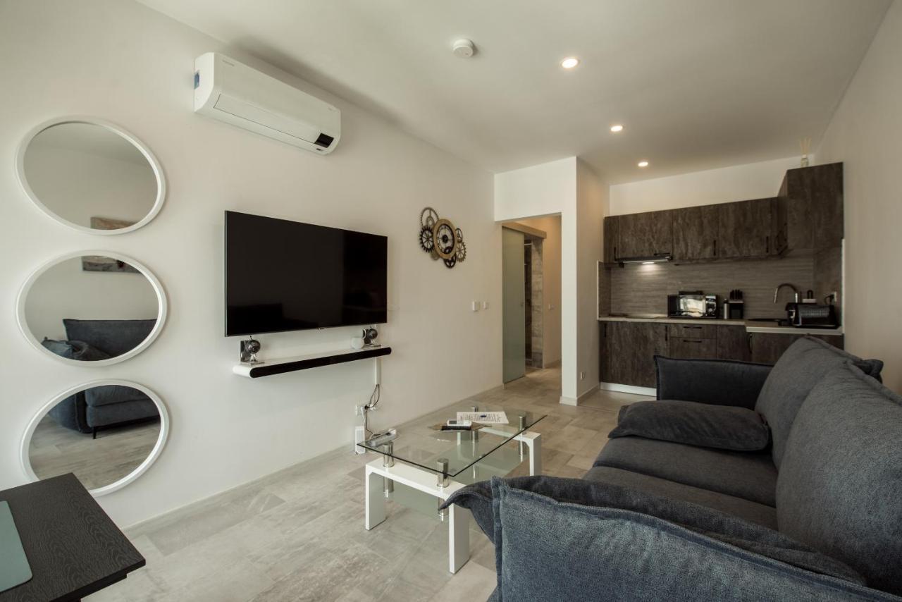 Fancy Penthouse Studio With Lakeview W10 부쿠레슈티 외부 사진